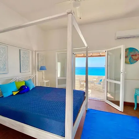 Beachfront House Sardegna * Geremeas