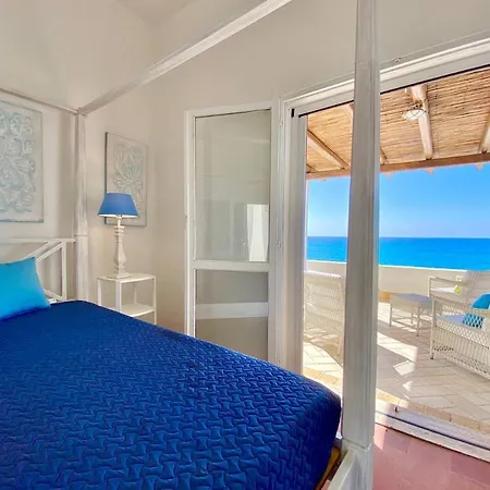 Apartment Beachfront House Sardegna Geremeas