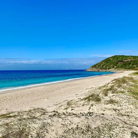 Beachfront House Sardegna * Geremèas