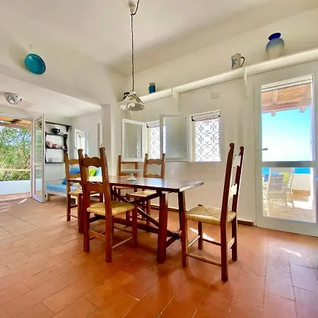 Beachfront House Sardegna Apartment Geremeas