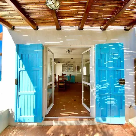 Beachfront House Sardegna Apartment