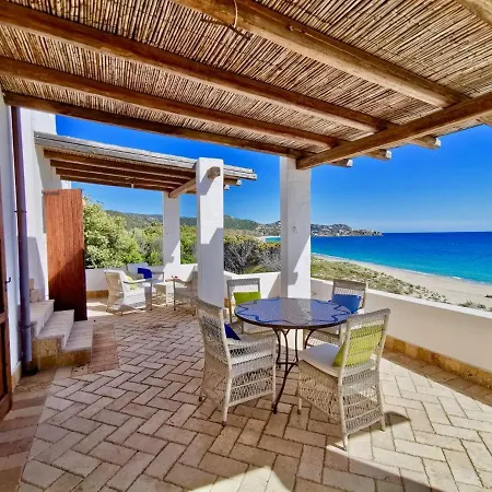 Beachfront House Sardegna Geremeas